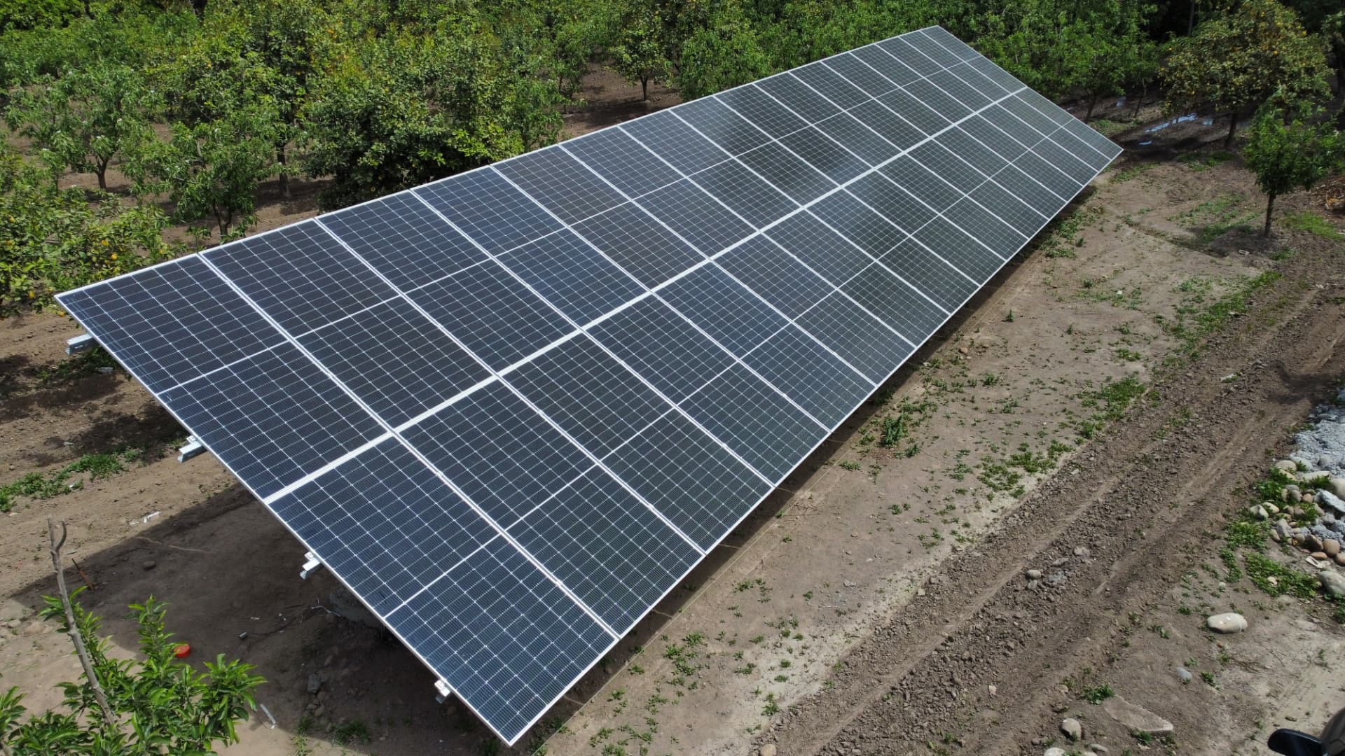 Instalación solar realizada por AYUDELEC 4
